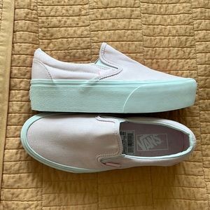 VANS - Light Pink Platform Slip-on
